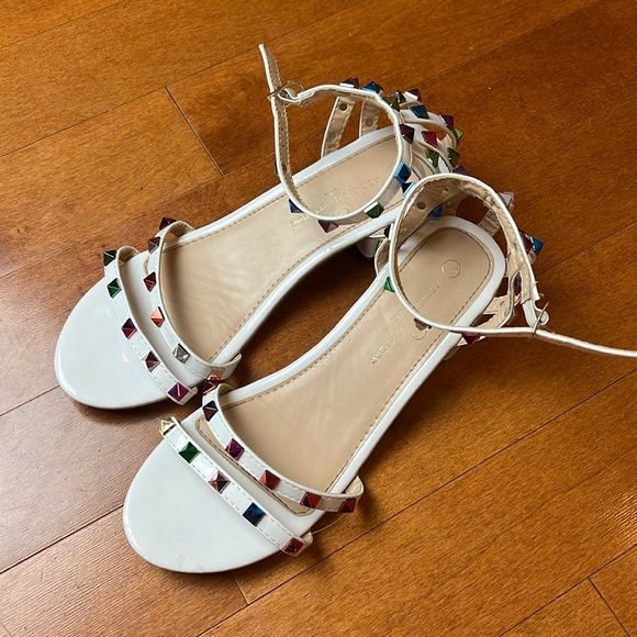 White Studded Sandal! - Picture 1 of 7
